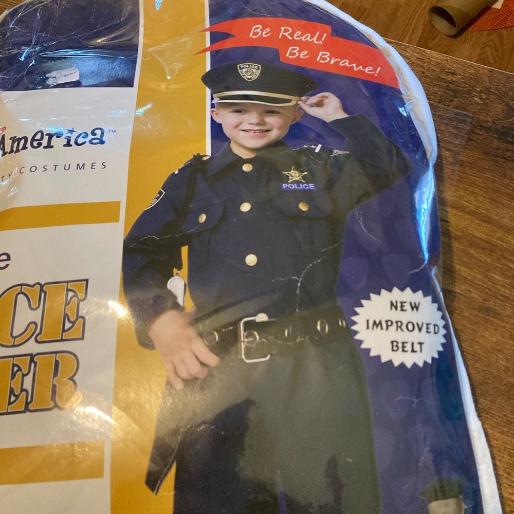 Dress up America kids deluxe police costume